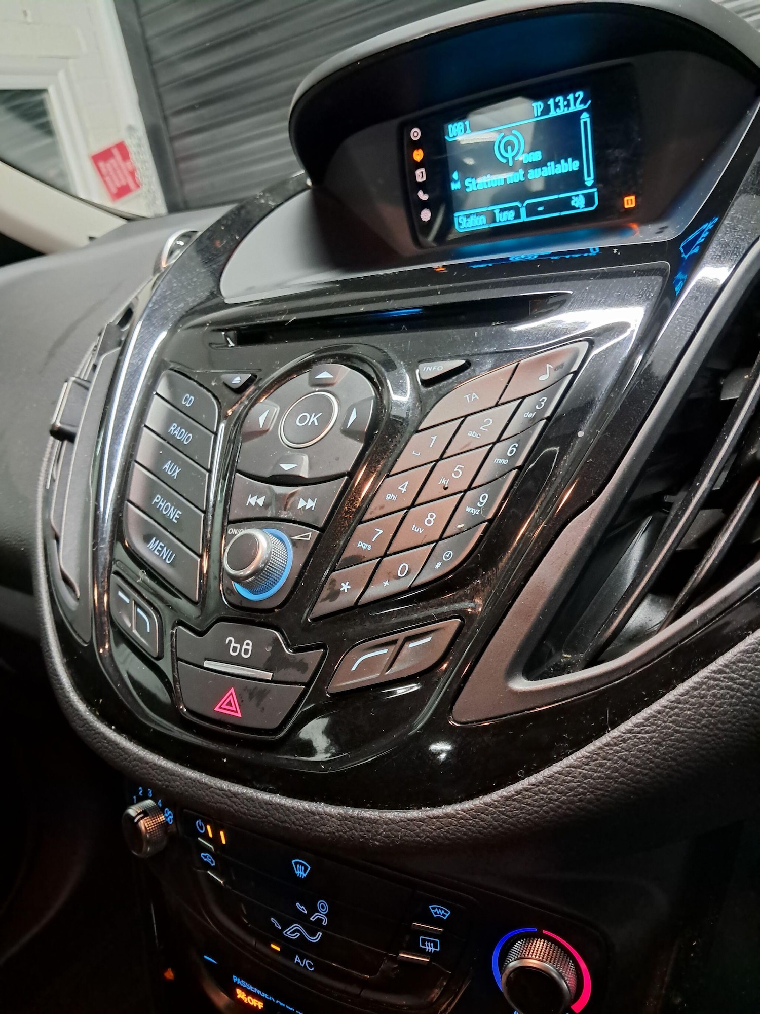 Used Ford B-MAX 2017 for sale - 76942418: Photo 23