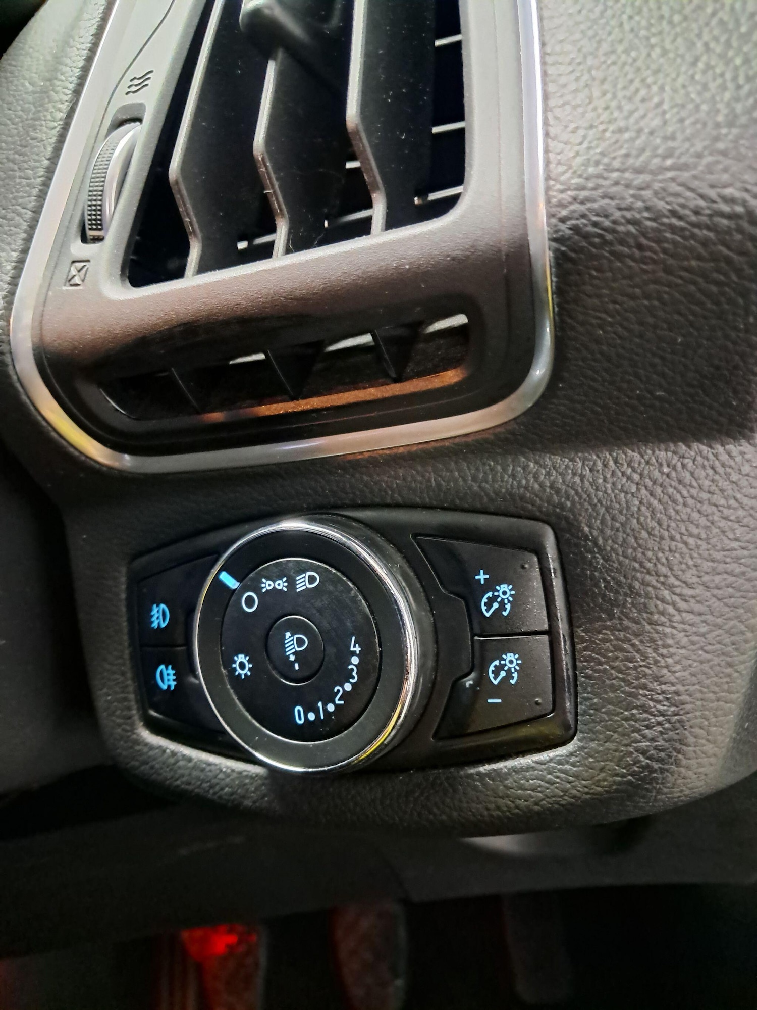 Used Ford B-MAX 2017 for sale - 76942418: Photo 26