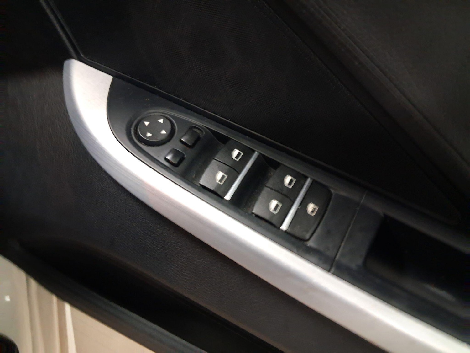 Used BMW 6 Series 2013 for sale - 76839307: Photo 21