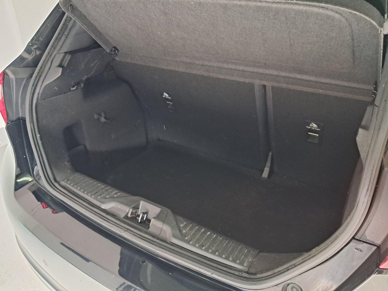 Used Ford Fiesta 2018 for sale - 76942427: Photo 26