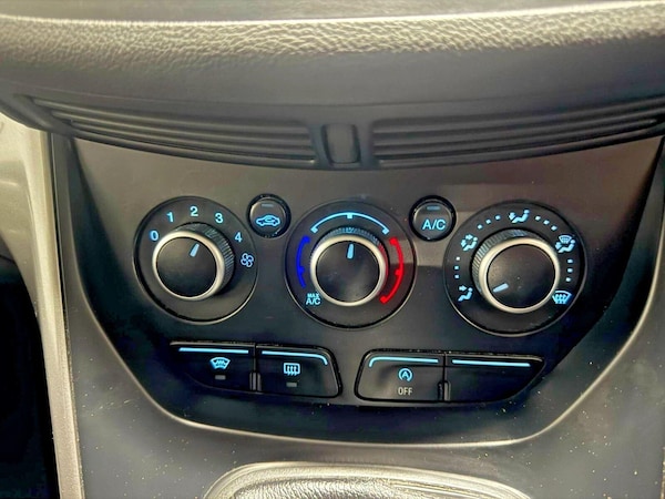 Used Ford Kuga 2014 for sale - 75687662: Photo 14