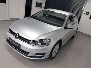 Used Volkswagen Golf 2014 for sale - 76151349: Photo