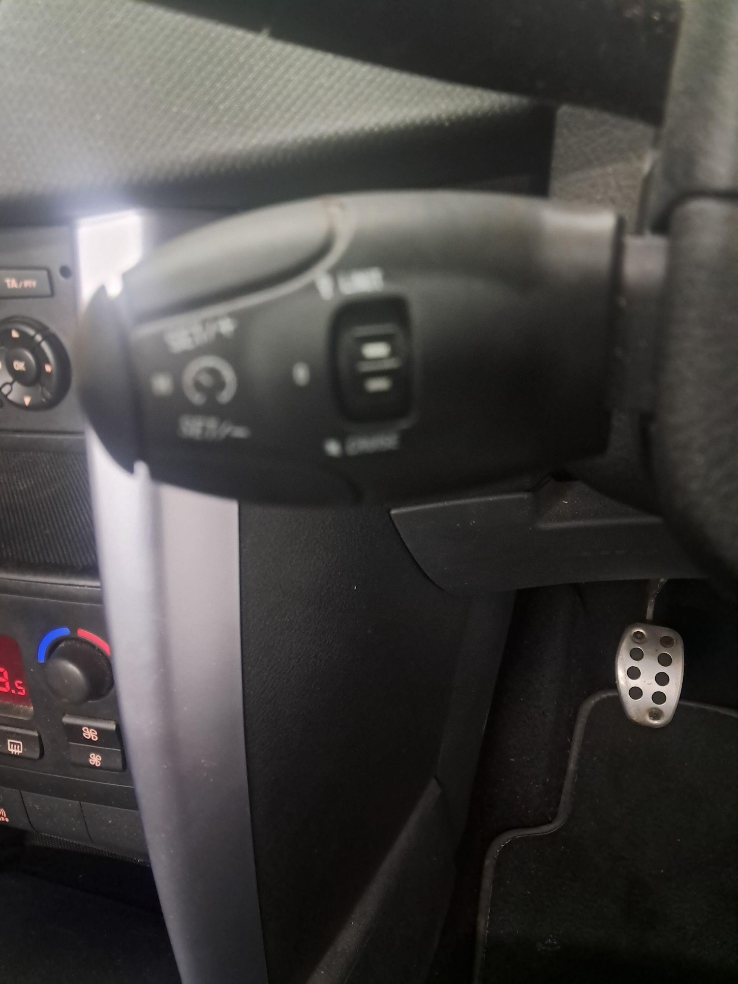 Used Peugeot 207 2007 for sale - 77575119: Photo 35