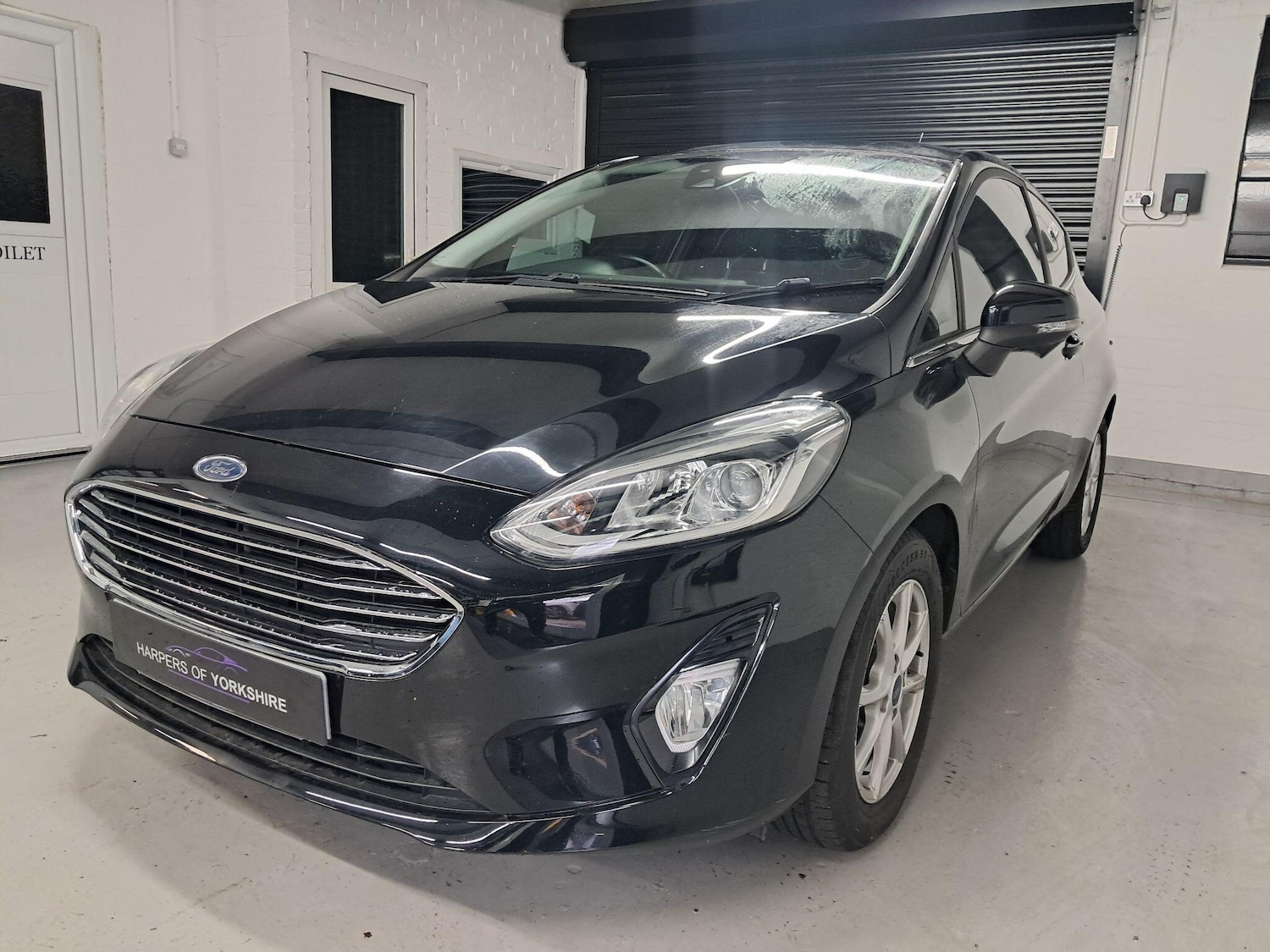 Used Ford Fiesta 2018 for sale - 76326552: Photo 2