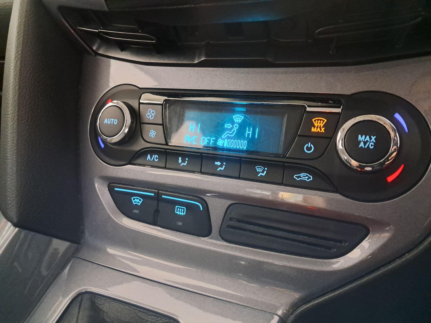 Used Ford Focus 2014 for sale - 76498853: Photo 22