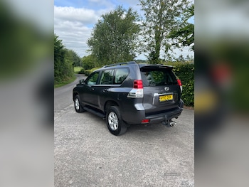 Used Toyota Land Cruiser 2010 for sale - 79189474: Photo