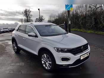 Used Volkswagen T-Roc 2018 for sale - 76953703: Photo