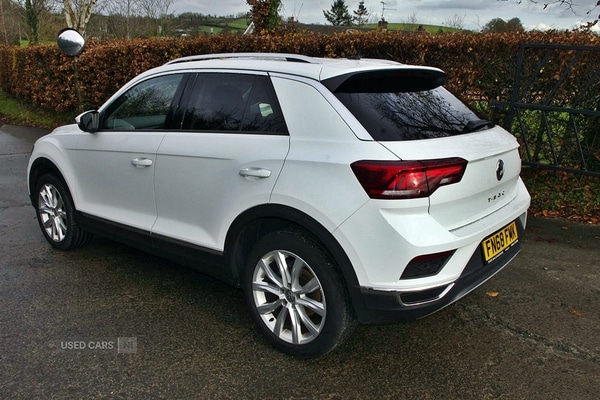 Used Volkswagen T-Roc 2018 for sale - 76953703: Photo 4