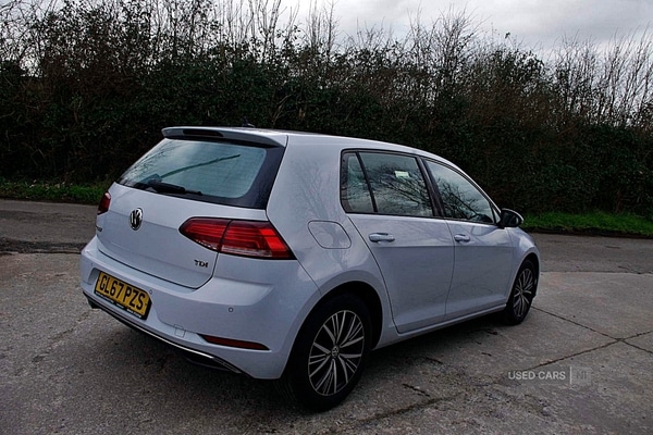 Used Volkswagen Golf 2017 for sale - 77697278: Photo 5