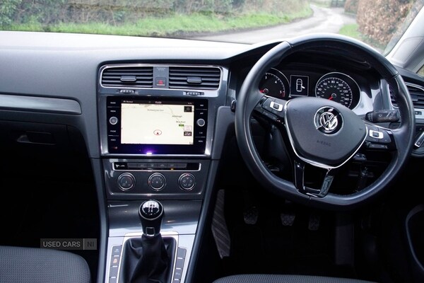 Used Volkswagen Golf 2017 for sale - 77697278: Photo 8