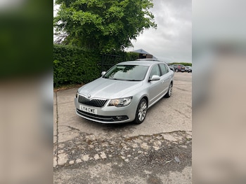 Used Skoda Superb 2014 for sale - 78810642: Photo