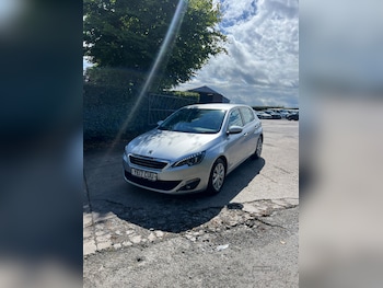Used Peugeot 308 2017 for sale - 79465762: Photo
