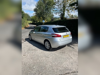 Used Peugeot 308 2017 for sale - 79465762: Photo
