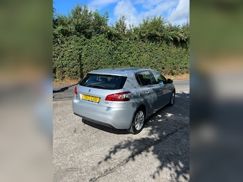 Used Peugeot 308 2017 for sale - 79465762: Photo