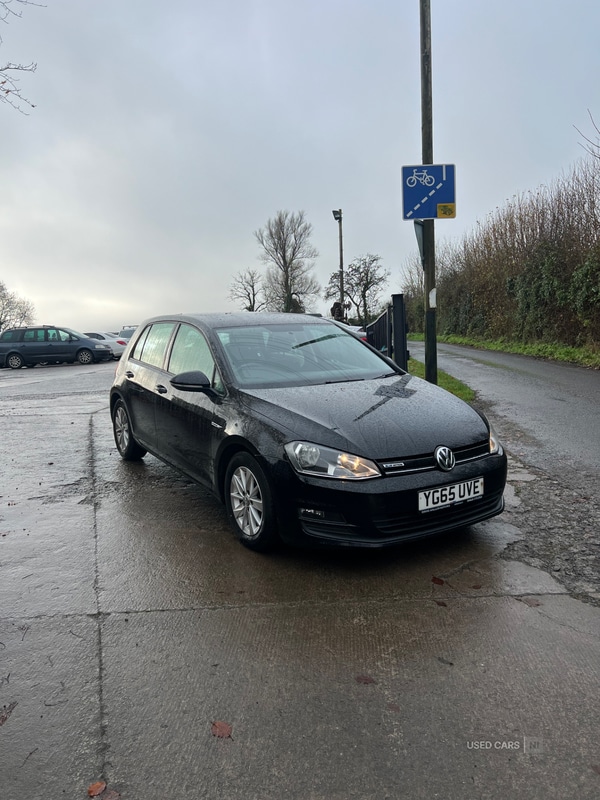Used Volkswagen Golf 2015 for sale - 76690453: Photo 1