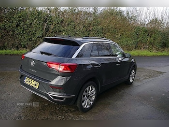 Used Volkswagen T-Roc 2019 for sale - 77132266: Photo