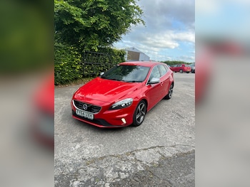 Used Volvo V40 2014 for sale - 79396890: Photo