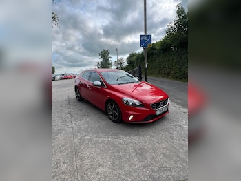 Used Volvo V40 2014 for sale - 79396890: Photo