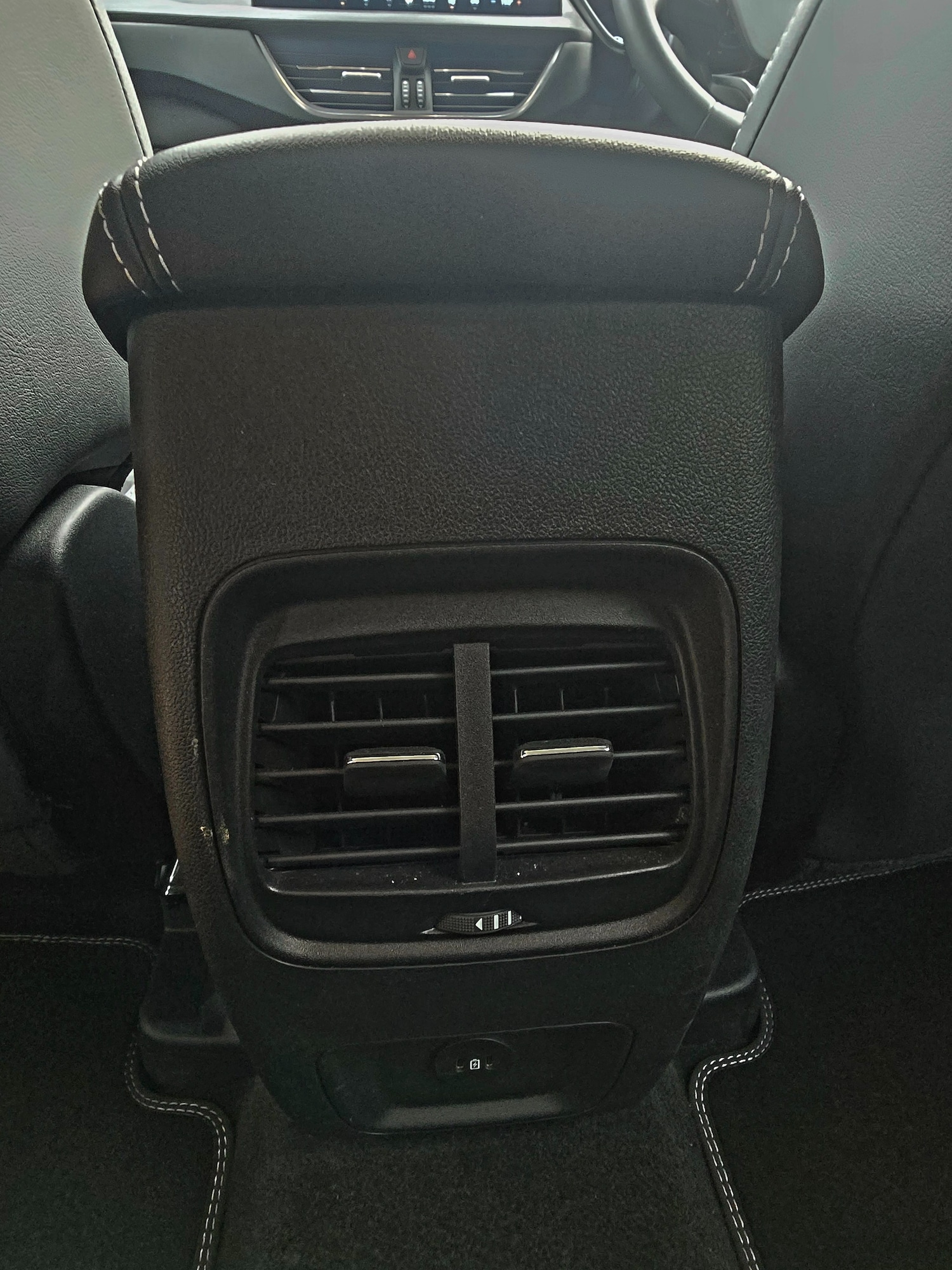 Used Ford Kuga 2024 for sale - 76149860: Photo 37
