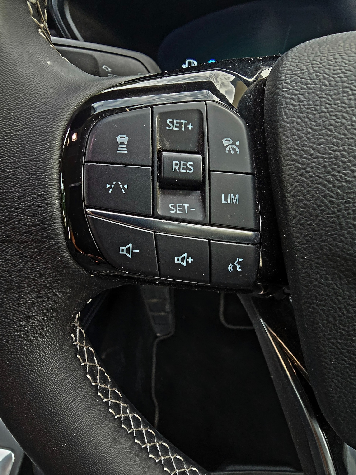 Used Ford Kuga 2024 for sale - 76149860: Photo 42