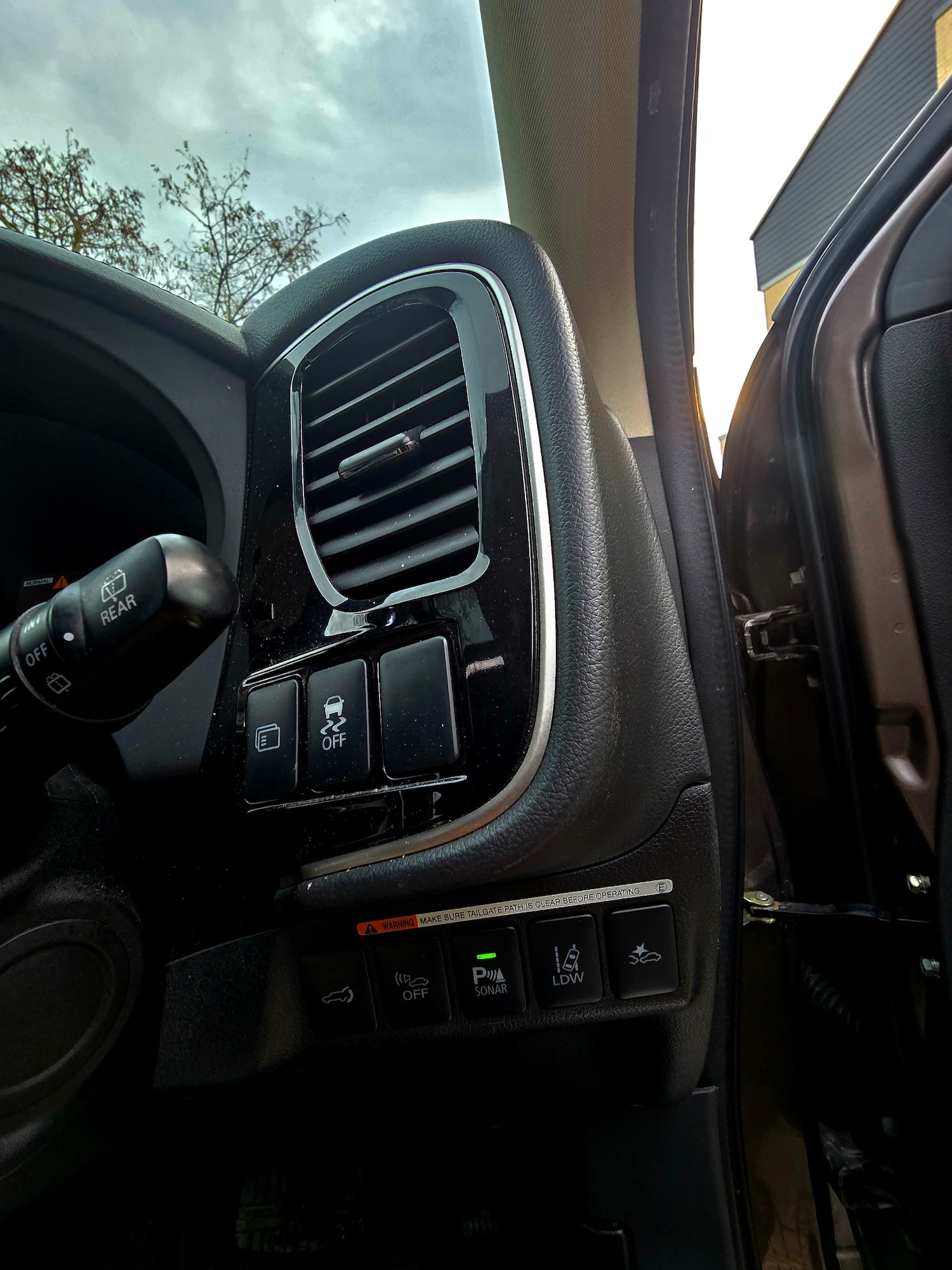 Used Mitsubishi Outlander 2018 for sale - 76856054: Photo 30