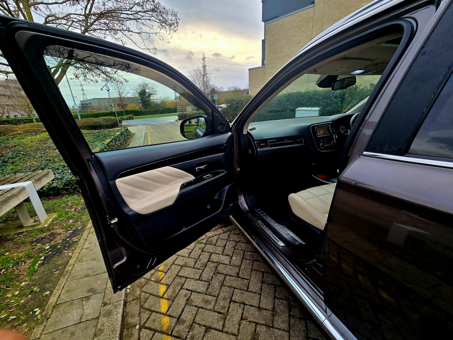 Used Mitsubishi Outlander 2018 for sale - 76856054: Photo 36