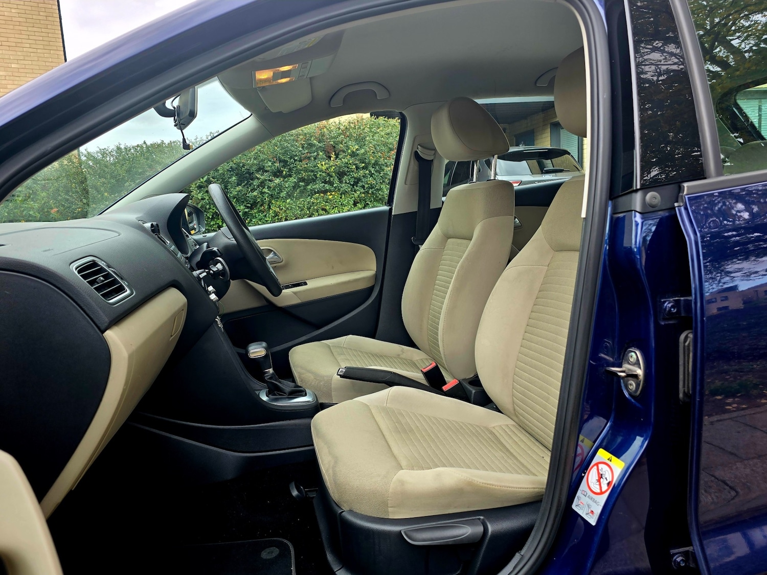 Used Volkswagen Polo 2010 for sale - 76388015: Photo 12