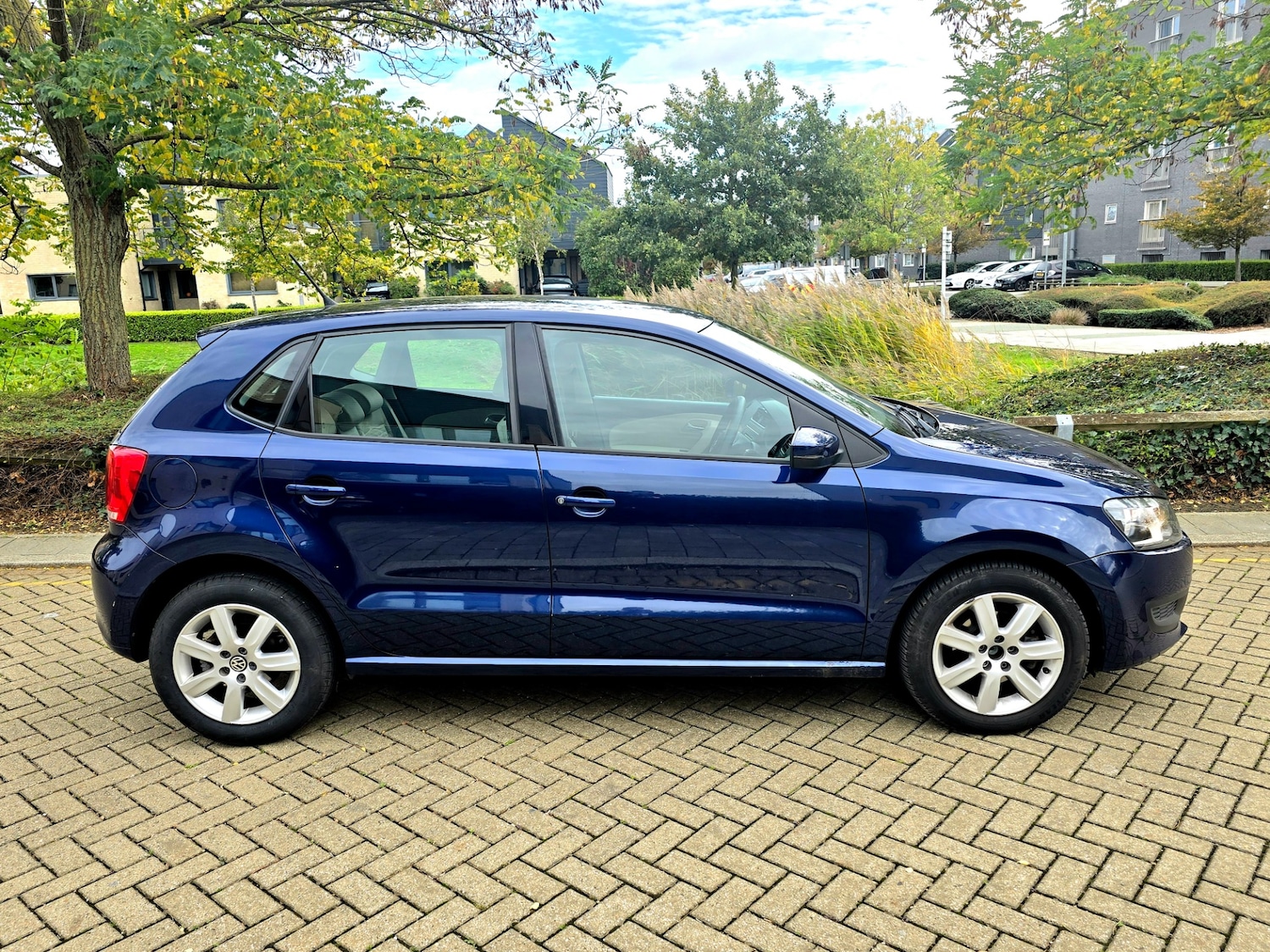 Used Volkswagen Polo 2010 for sale - 76388015: Photo 6