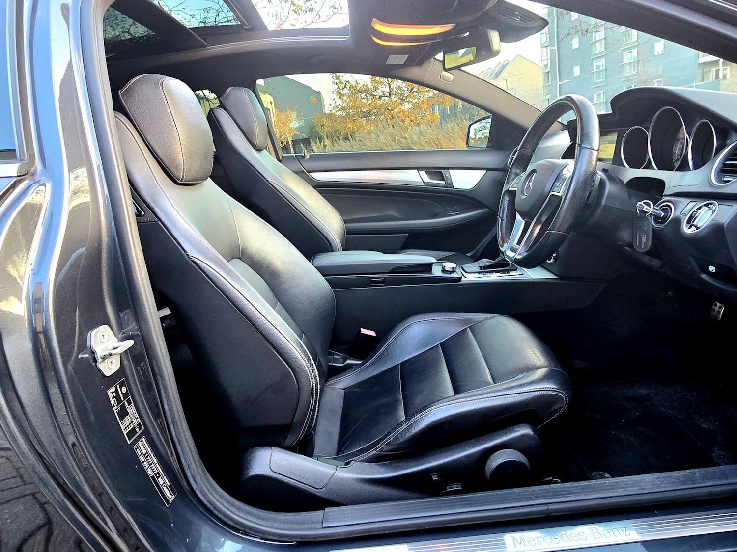 Used Mercedes-Benz C Class 2012 for sale - 76786952: Photo 26