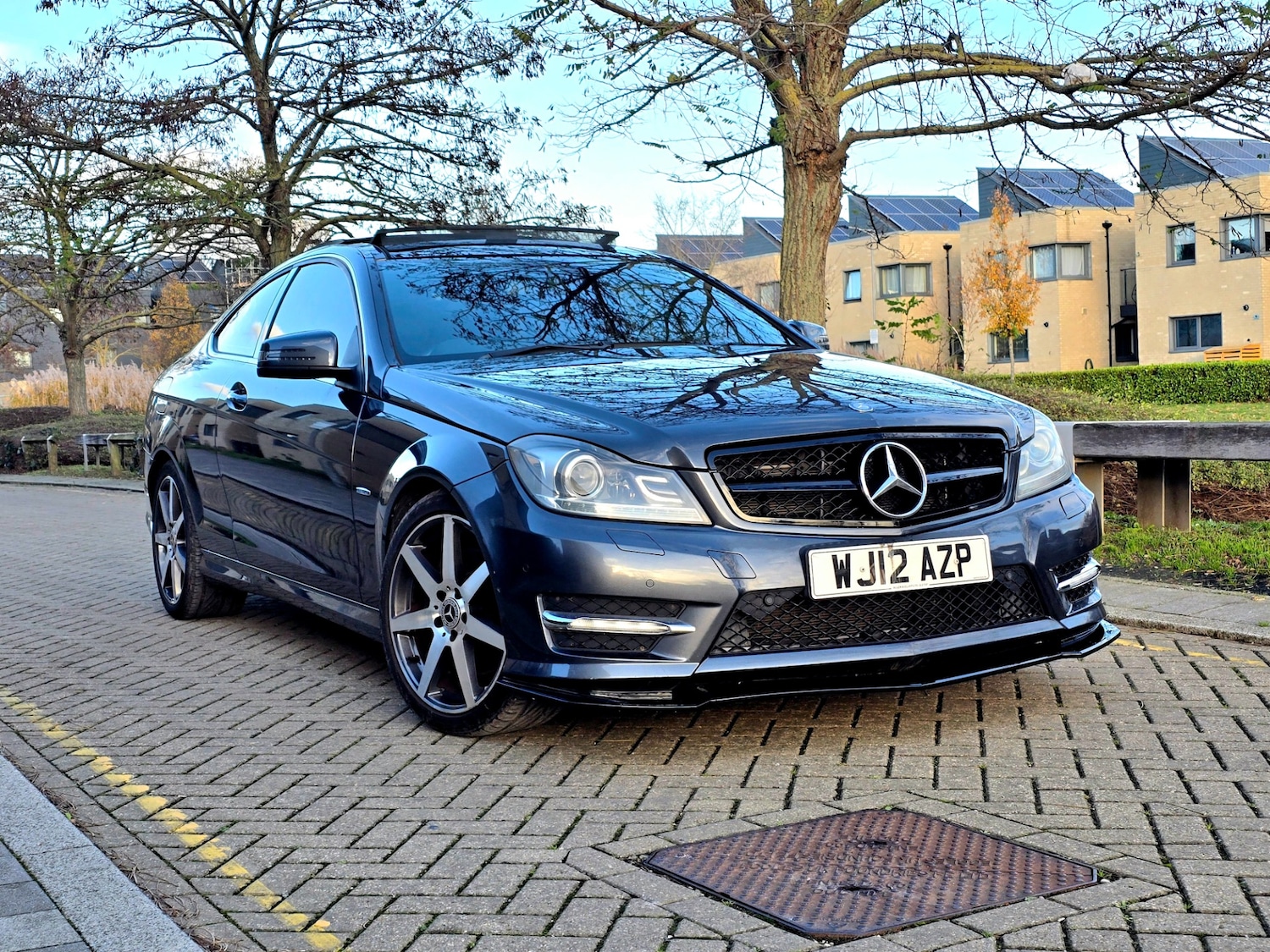 Used Mercedes-Benz C Class 2012 for sale - 76786952: Photo 3