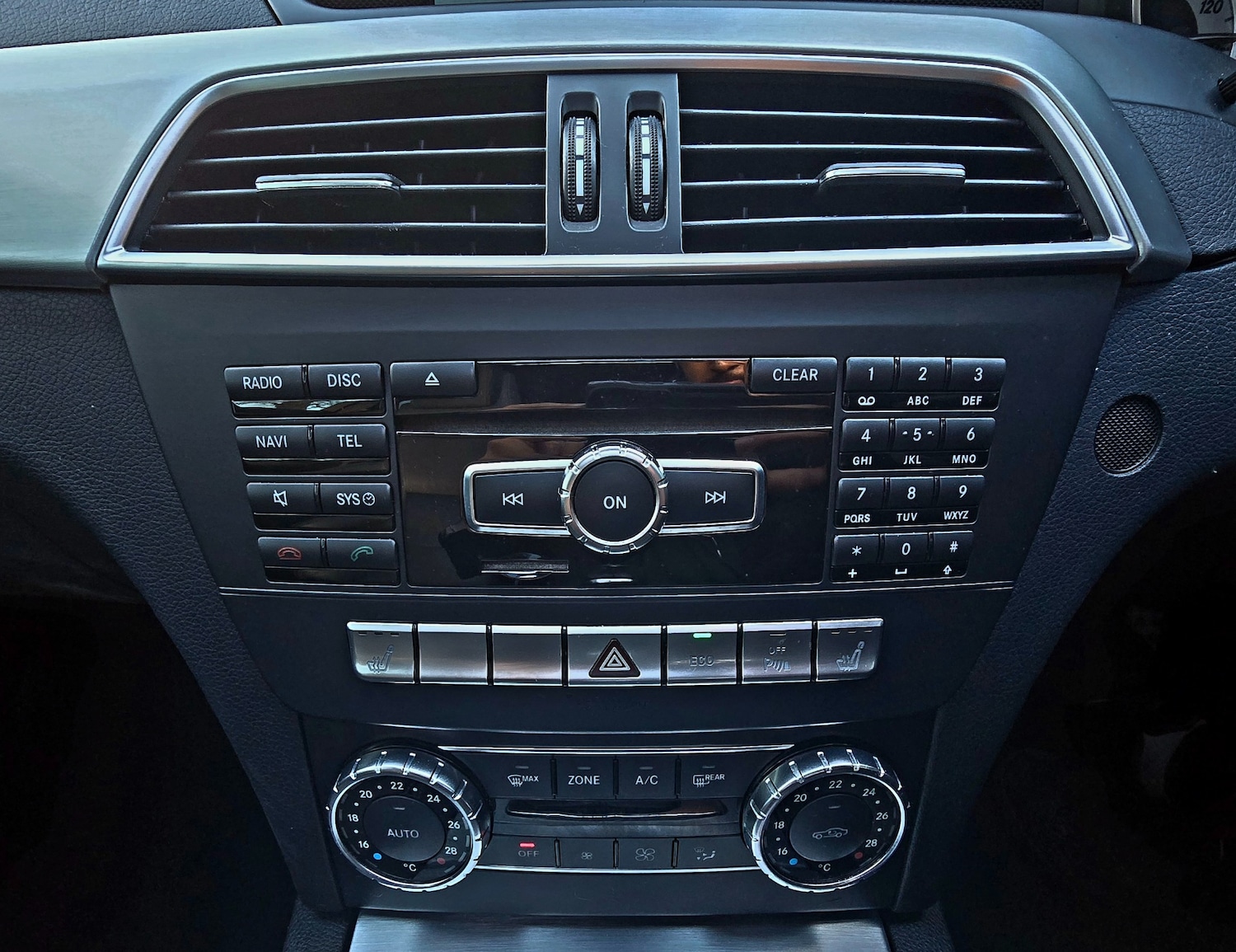 Used Mercedes-Benz C Class 2012 for sale - 76786952: Photo 35