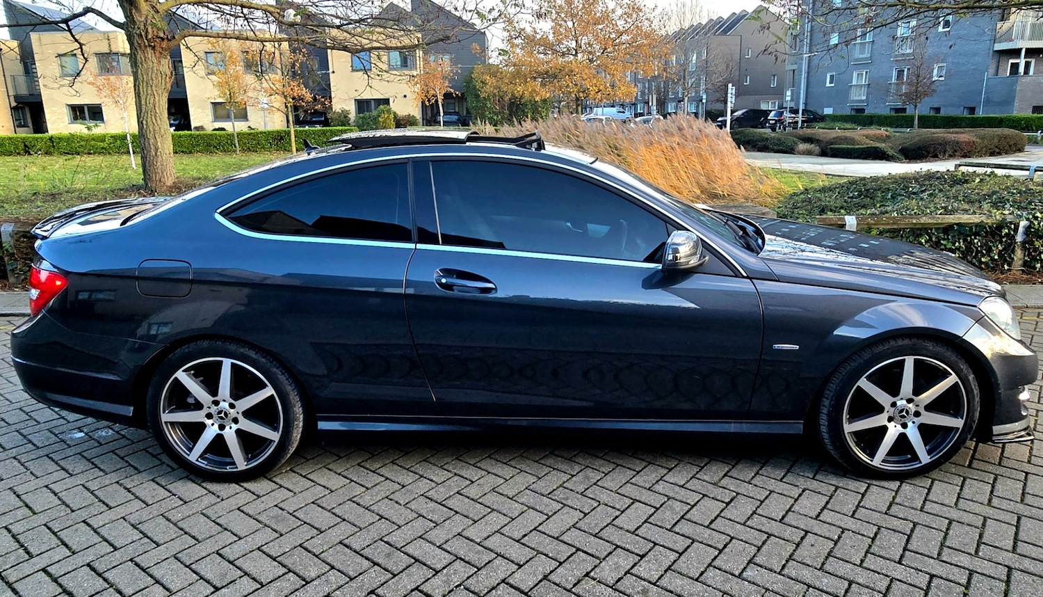 Used Mercedes-Benz C Class 2012 for sale - 76786952: Photo 6