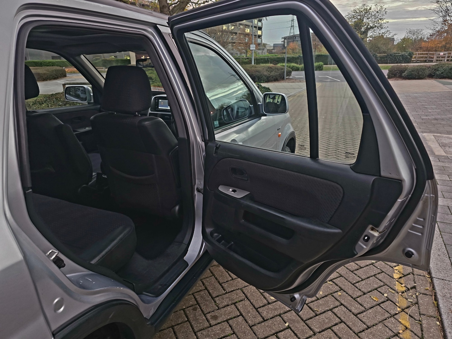 Used Honda CR-V 2003 for sale - 76498413: Photo 25