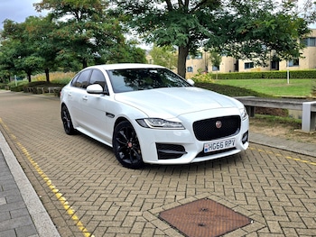 Used Jaguar XF 2016 for sale - 76004547: Photo