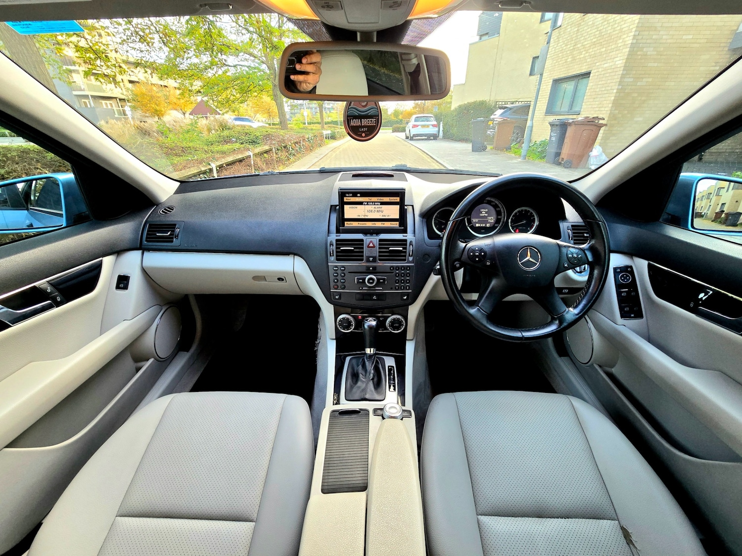 Used Mercedes-Benz C Class 2010 for sale - 76397267: Photo 14