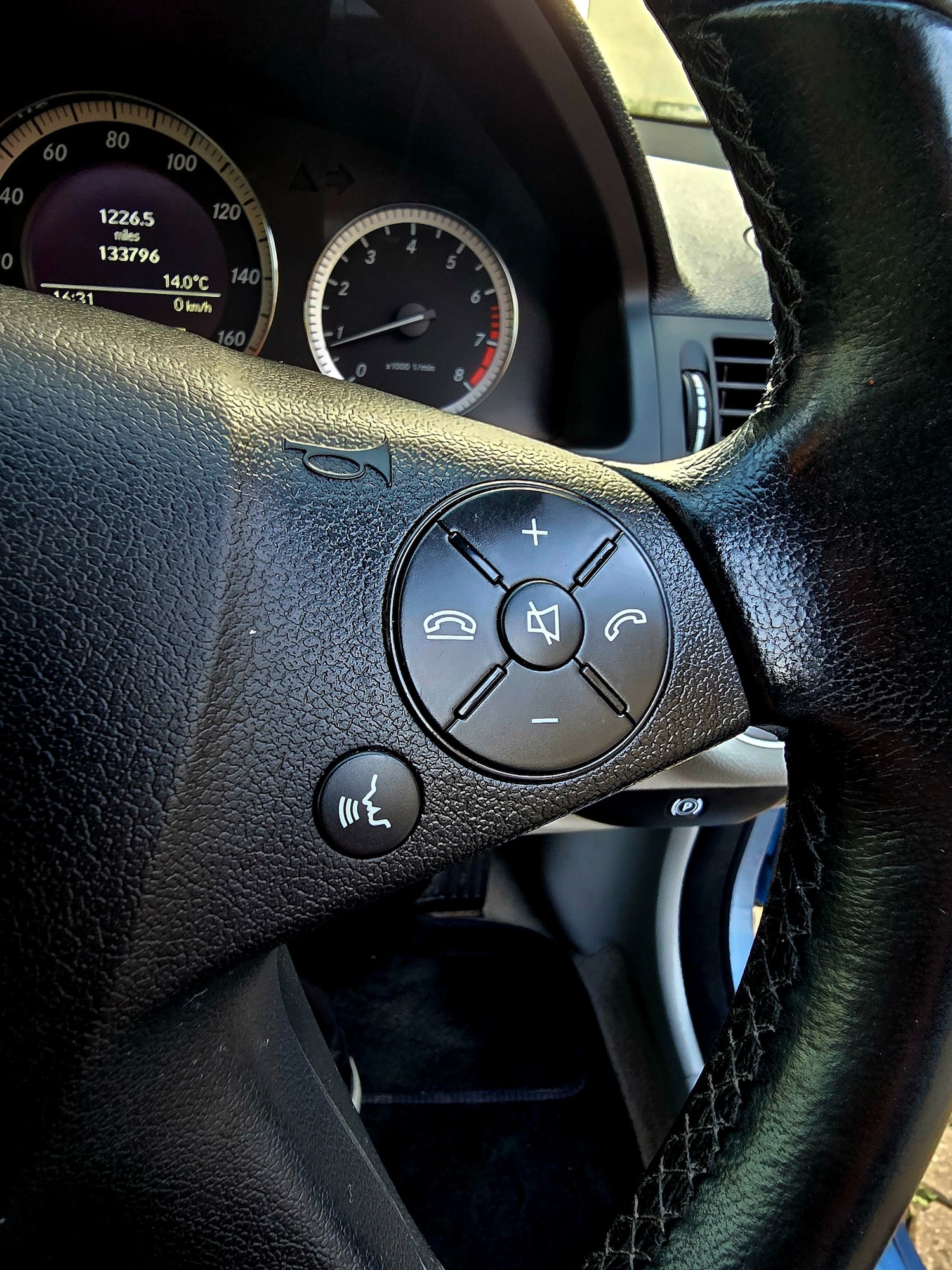 Used Mercedes-Benz C Class 2010 for sale - 76397267: Photo 30