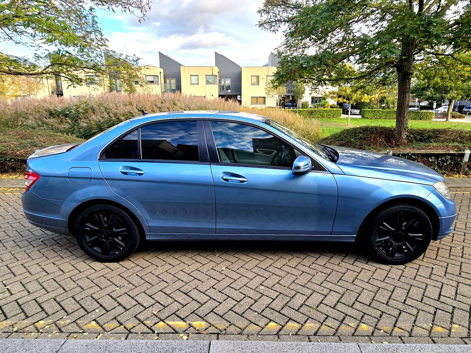 Used Mercedes-Benz C Class 2010 for sale - 76397267: Photo 5