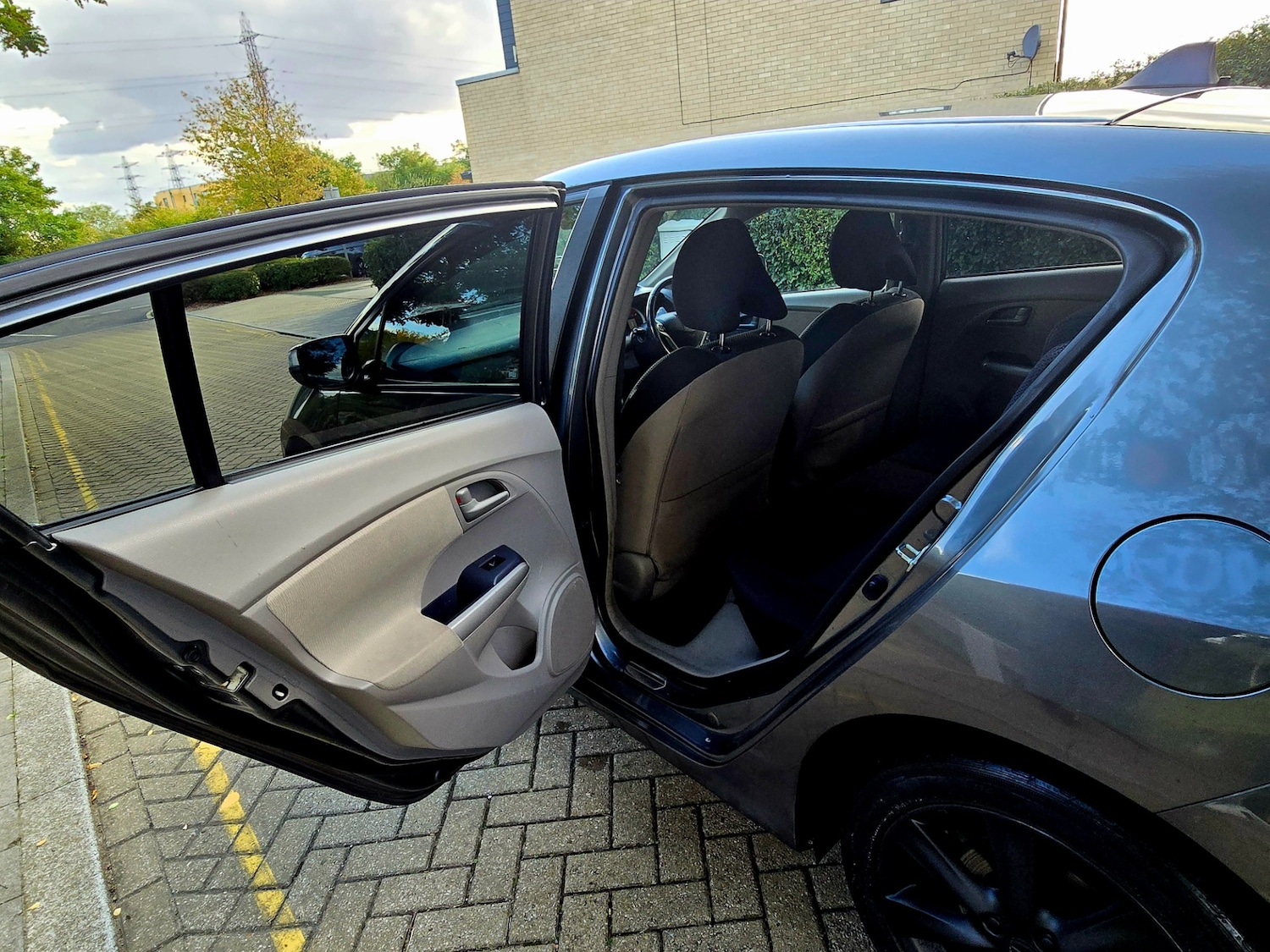 Vehicle 29