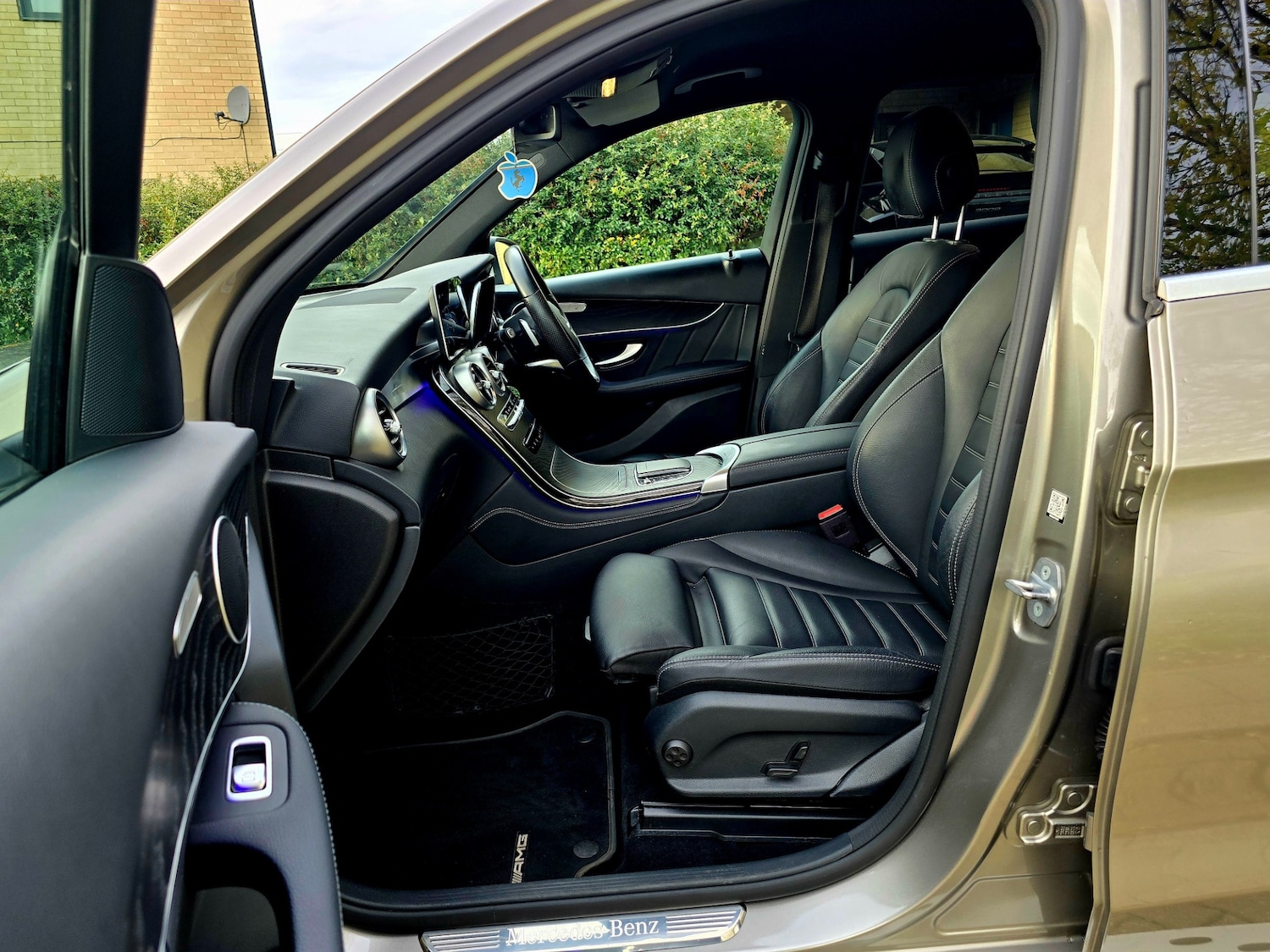 Used Mercedes-Benz GLC 2021 for sale - 76497766: Photo 22