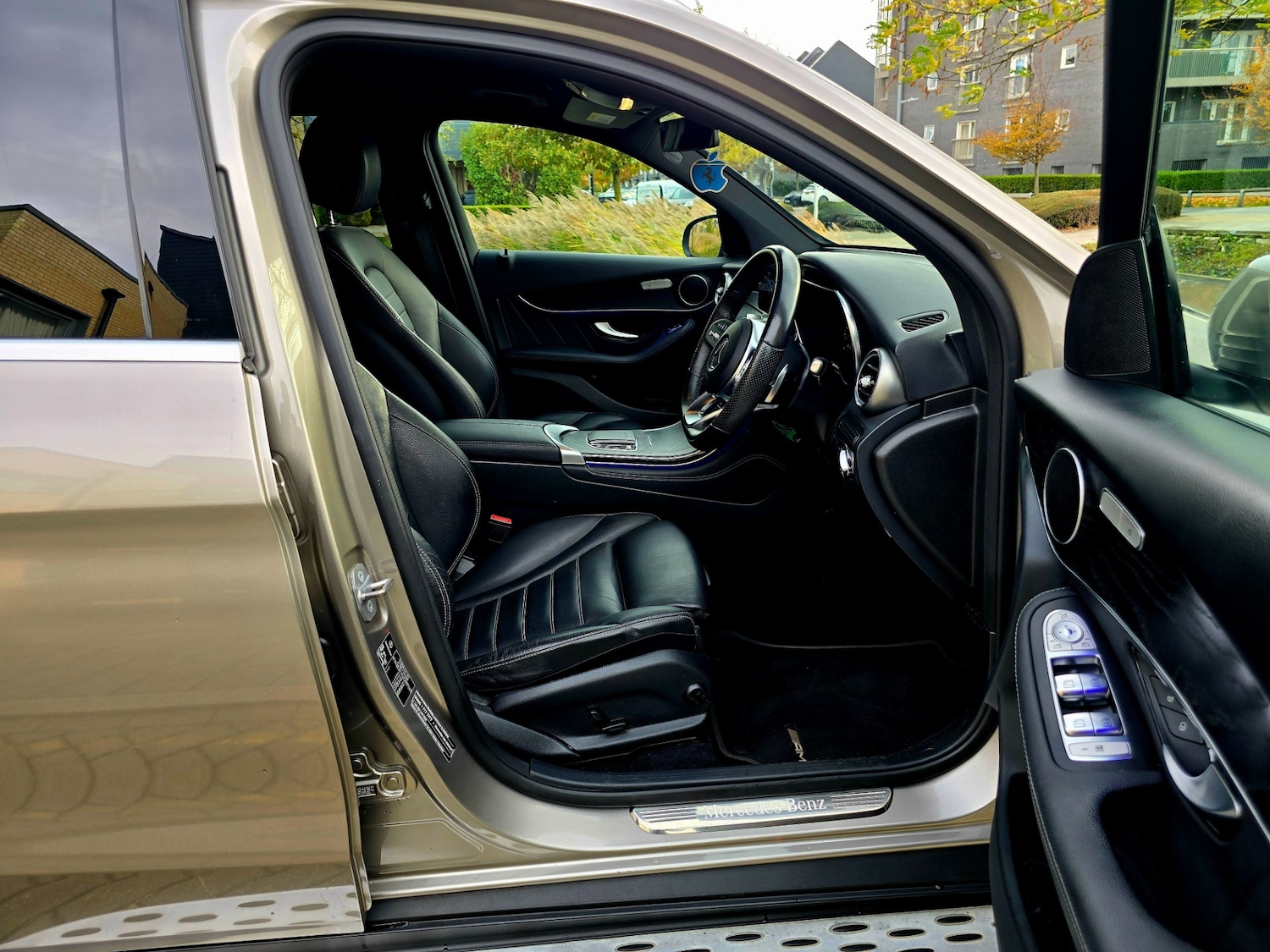 Used Mercedes-Benz GLC 2021 for sale - 76497766: Photo 32