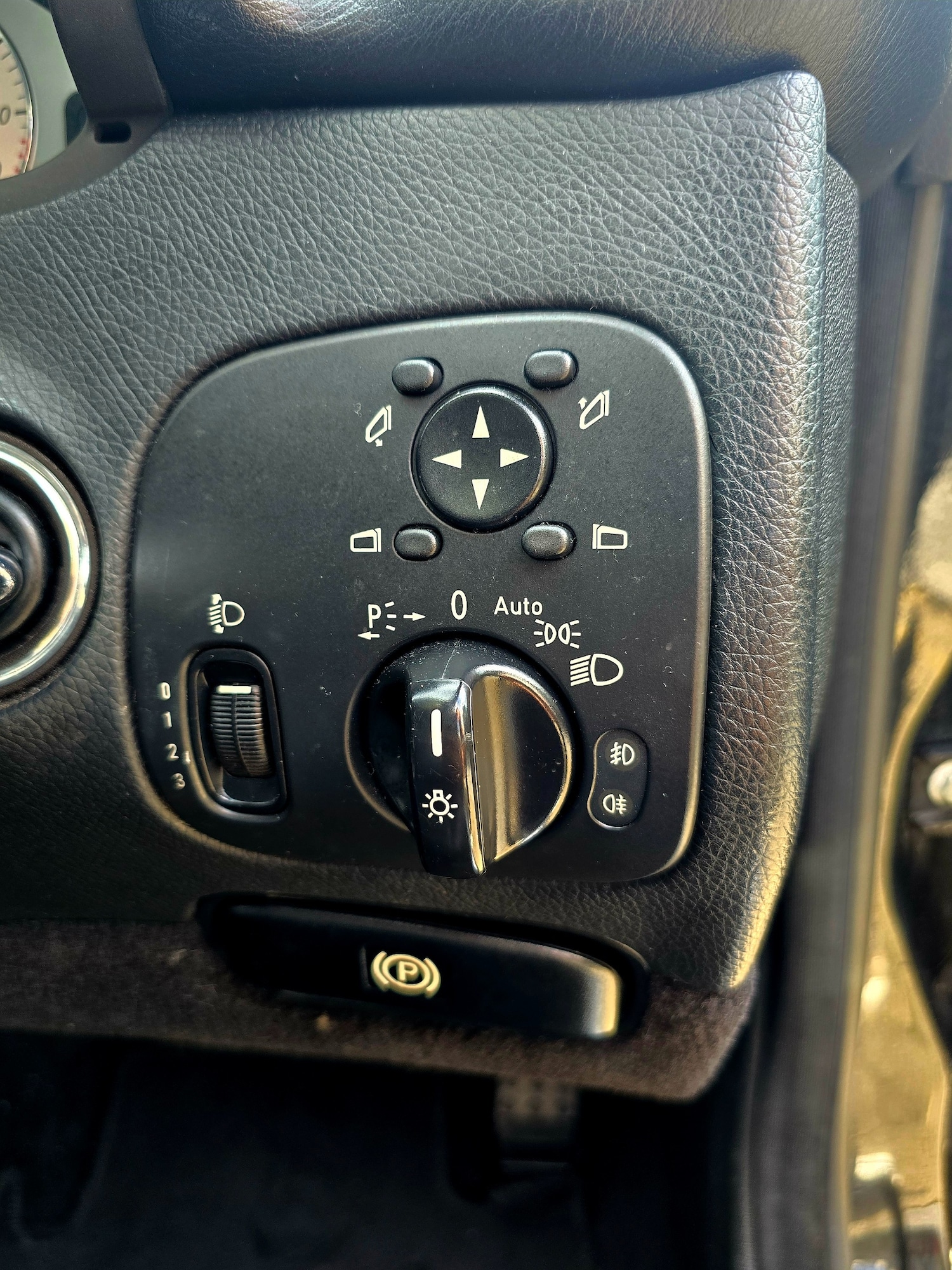 Used Mercedes-Benz CLK 2009 for sale - 76525830: Photo 24