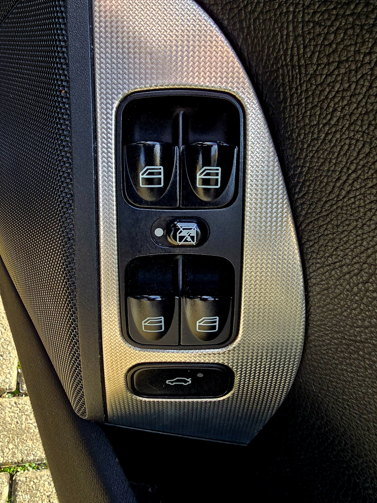 Used Mercedes-Benz CLK 2009 for sale - 76525830: Photo 28