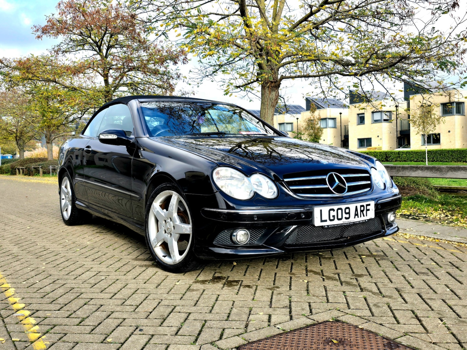 Used Mercedes-Benz CLK 2009 for sale - 76525830: Photo 3