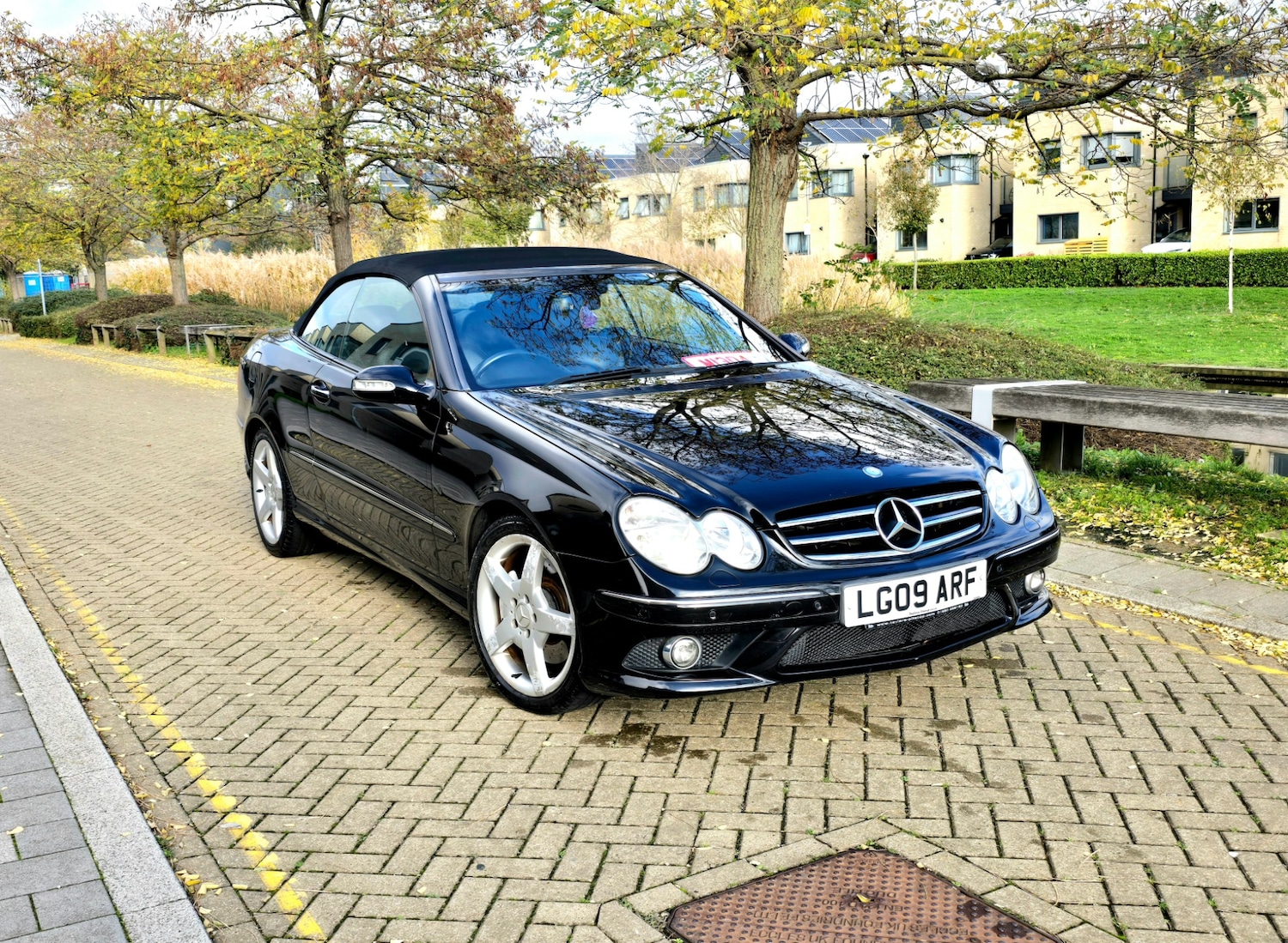 Used Mercedes-Benz CLK 2009 for sale - 76525830: Photo 4