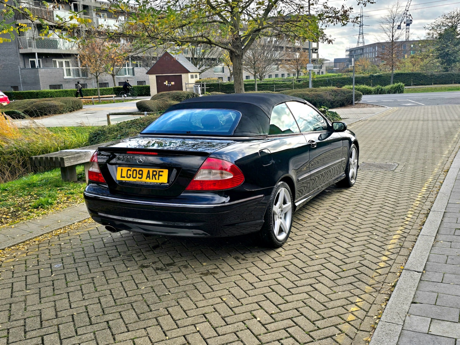 Used Mercedes-Benz CLK 2009 for sale - 76525830: Photo 6