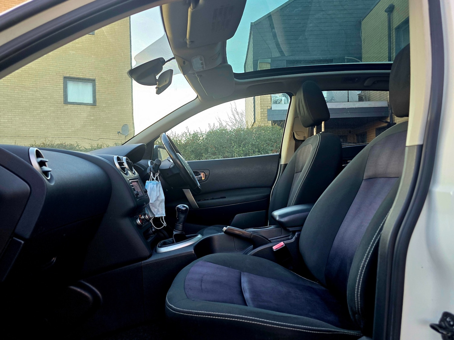 Used Nissan Qashqai 2012 for sale - 76670877: Photo 13