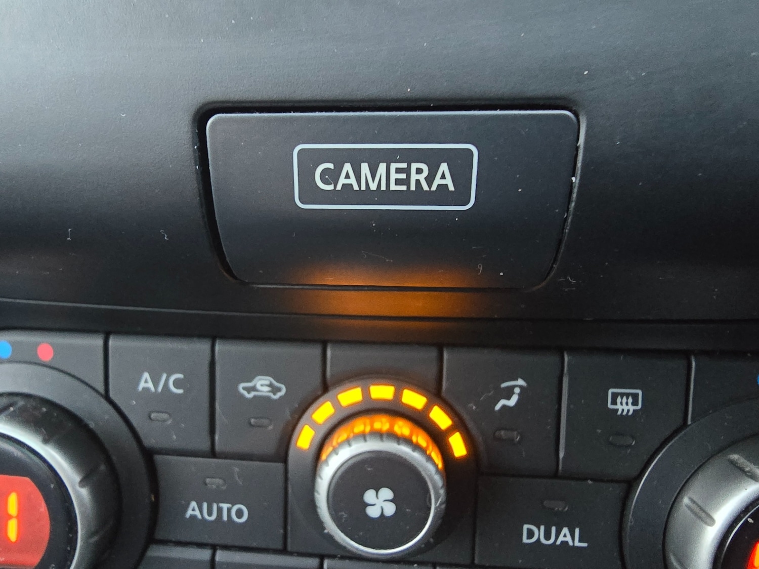 Used Nissan Qashqai 2012 for sale - 76670877: Photo 29