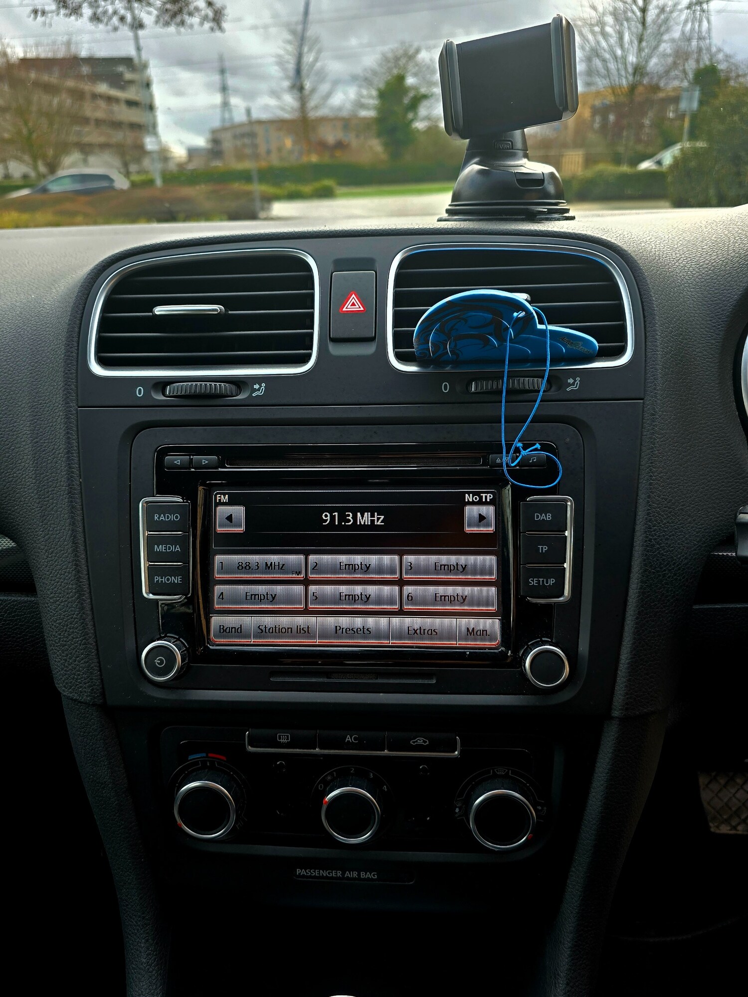 Used Volkswagen Golf 2011 for sale - 77478488: Photo 25