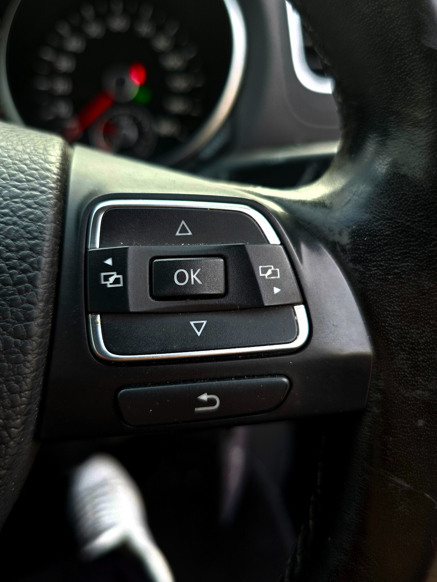 Used Volkswagen Golf 2011 for sale - 77478488: Photo 28