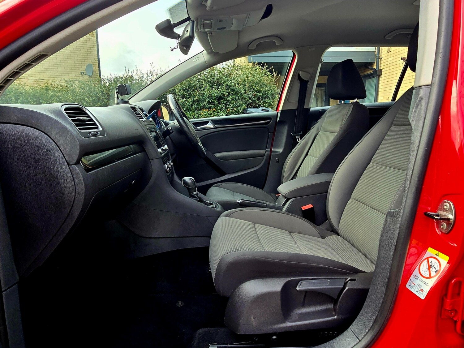 Used Volkswagen Golf 2011 for sale - 77478488: Photo 35